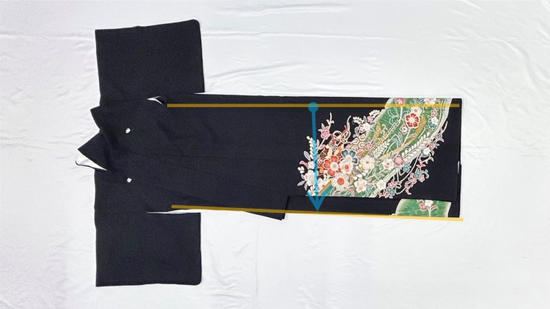 手順5 奥側の縫い目を手前側に合わせて折る