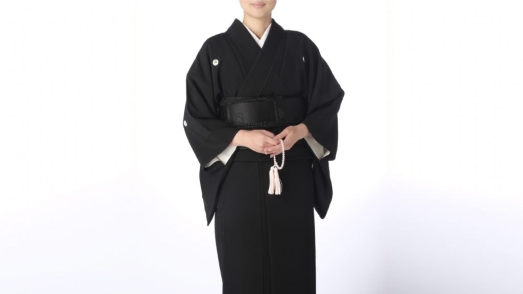 黒紋付と数珠
